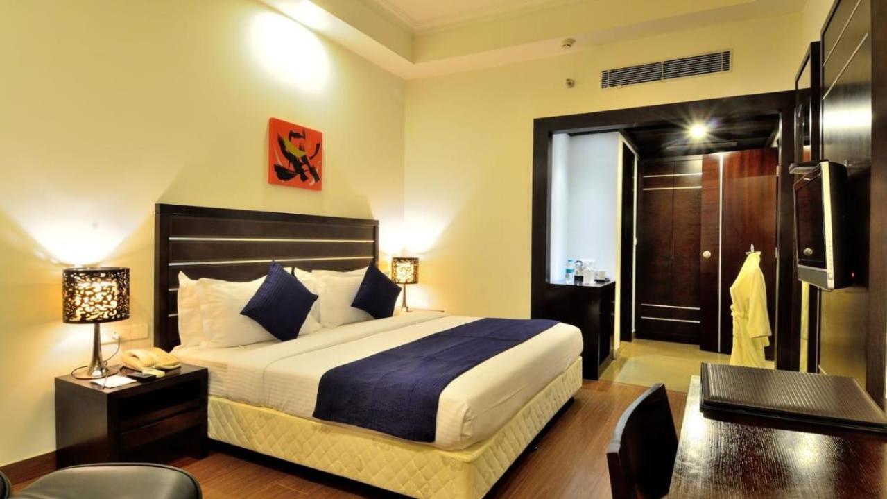 Hotel Gross Inn Near Igi Airport 新德里 外观 照片