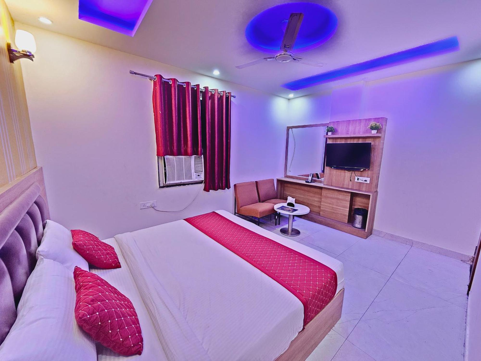 Hotel Gross Inn Near Igi Airport 新德里 外观 照片